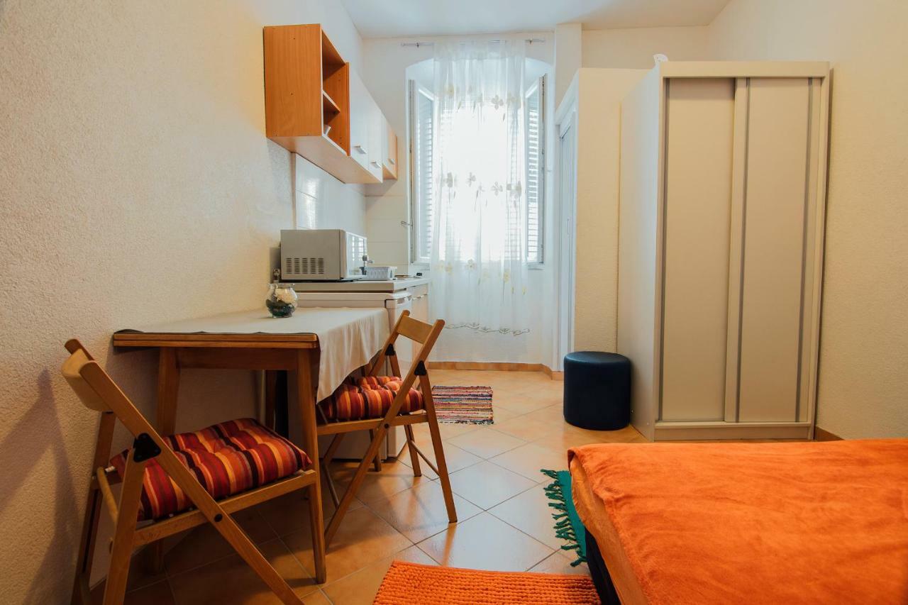 Sirena Apartment *